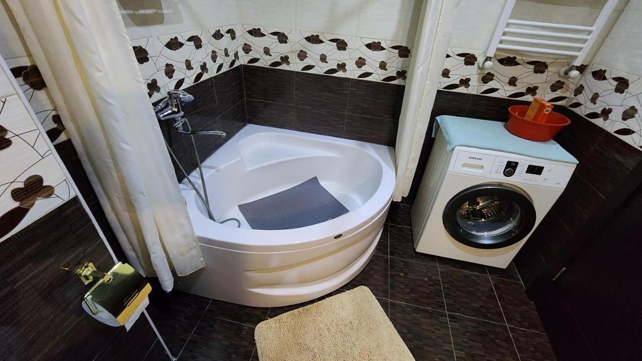 Vake-Saburtalo Hillside Apartman Tbiliszi Kültér fotó
