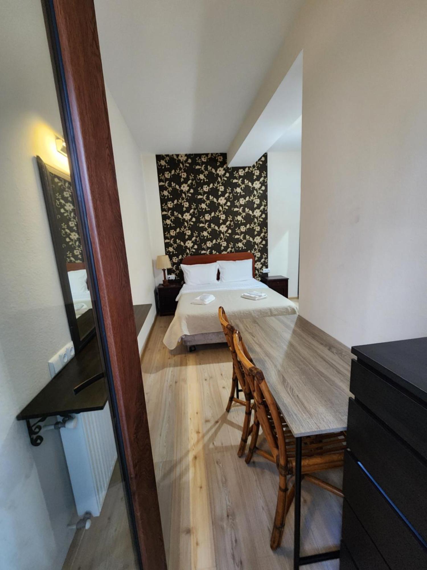 Vake-Saburtalo Hillside Apartman Tbiliszi Kültér fotó